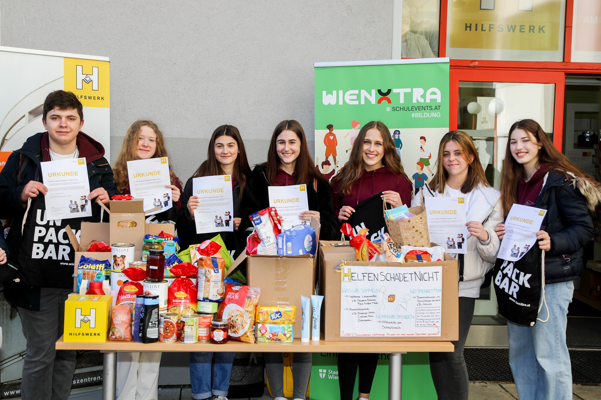 Gemeinsam gegen Armut Ehrenamtswoche bringt Schüler innen und