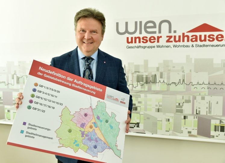 Stadtrat Michael Ludwig mit den Schwerpunkten der neu definierten Auftragsgebieten der Gebietsbetreuungen Stadterneuerung ab 2018.