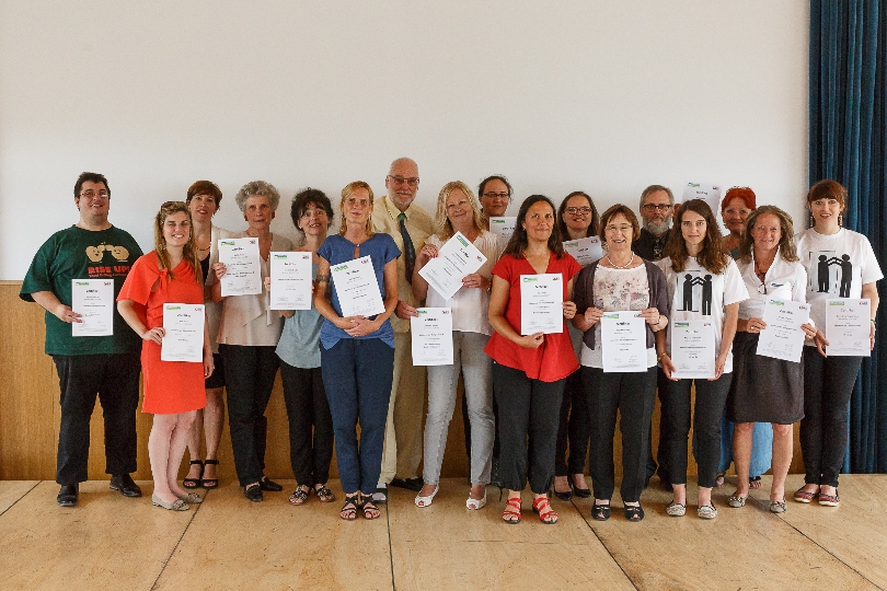 Abschlusspräsentation: 16 Projekte der Frühjahrslehrgänge 2017 der Akademie der Zivilgesellschaft erhielten am 29. Juni 2017 in der Wiener Urania ihr Abschlusszertifikat.
