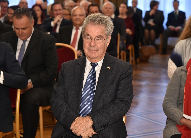 Bundespräsidenten a.D Dr. Heinz Fischer erhält die Ehrenbürgerschaft der Stadt Wien.