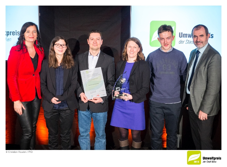 Wiener Umweltpreis 2018: BauKarussell v.l.n.r.: Ulli Sima (Umweltstadträtin), Greta Sparer (RepaNet), Markus Meissner (Pulswerk), Elisabeth Smith (DRZ Wien), Sebastian Hafner (Romm ZT), Josef Plank (BMNT Generalssekretär)