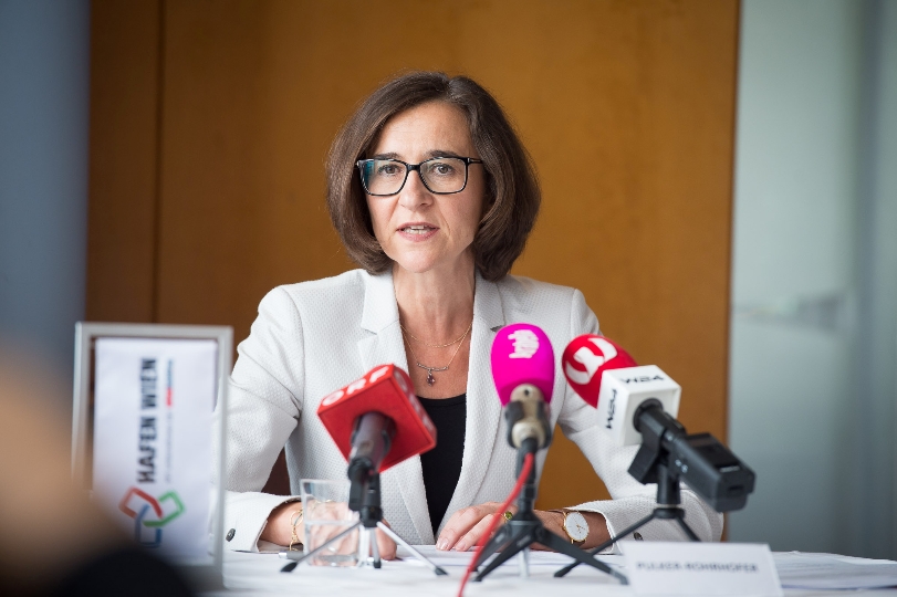 Pressekonferenz zur Hafen Bilanz mit Doris PULKER-ROHRHOFER, technische Geschäftsführerin Hafen Wien