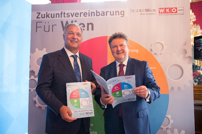 Wirtschaftskammer-Wien-Präsident Walter Ruck und Bürgermeister Michael Ludwig präsentieren die gemeinsame Zukunftsvereinbarung für Wien.