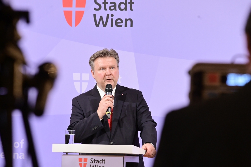Bürgermeister Michael Ludwig beim Mediengespräch im Wiener Rathaus
