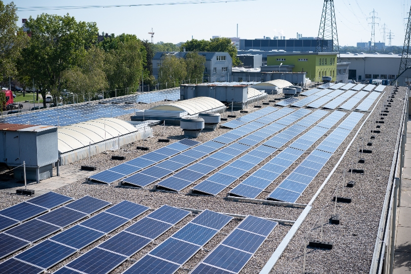 Photovoltaikanlage im Hafen Wien-Areal HQ7
