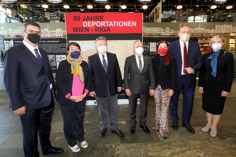 Bgm. Michael Ludwig eröffnet die Gedenkausstellung "80 Jahre Deportationen Wien-Riga".