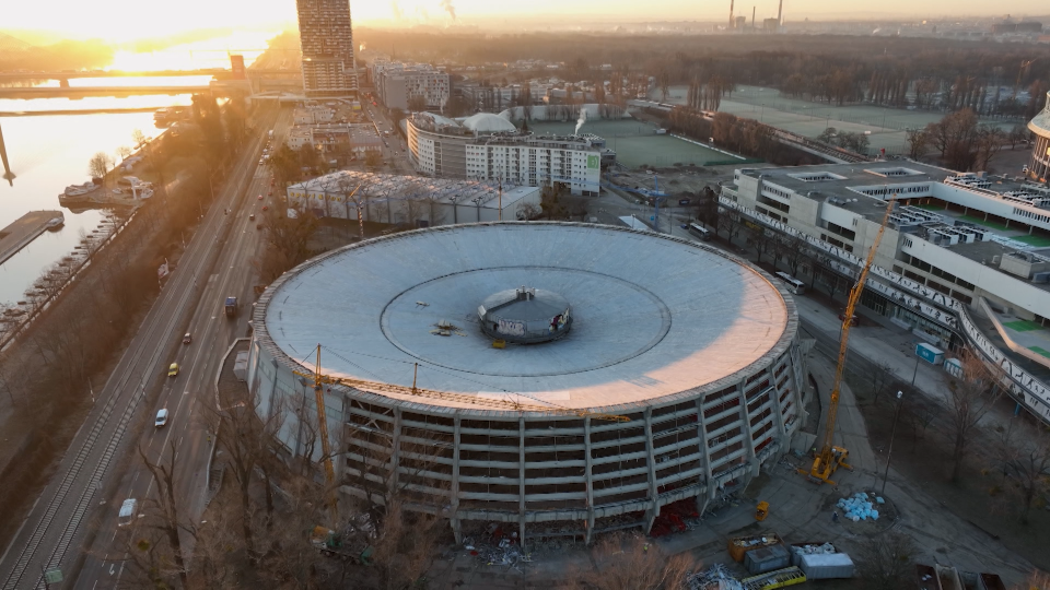 Dach von Dusika-Stadion abgetragen – Spatenstich für neue Sport Arena im Mai