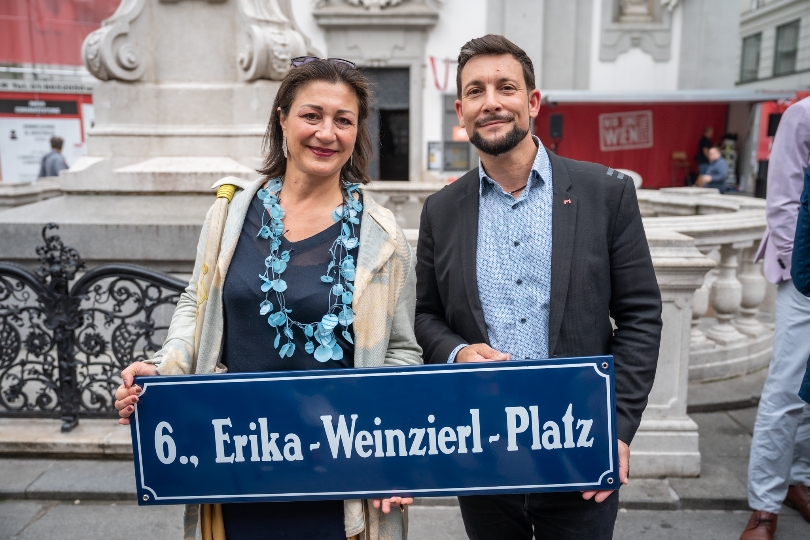 StRin Veronika Kaup Hasler - Benennung Erika-Weinzierl-Platz gem. BV Markus Rumelhart