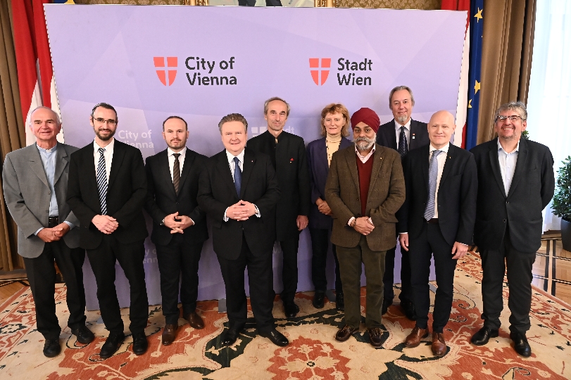 Wiens Bürgermeister Michael Ludwig ist heute, Donnerstag, im Wiener Rathaus mit Vertreter*innen unterschiedlichster Religionsgemeinschaften der Stadt zusammengetroffen.
