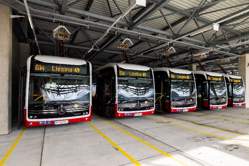 Ab Montag, dem 6. Mai, sind die neuen E-Busse der Wiener Linien auf vier weiteren Linien unterwegs: 61A, 61B, 64A, 64B.