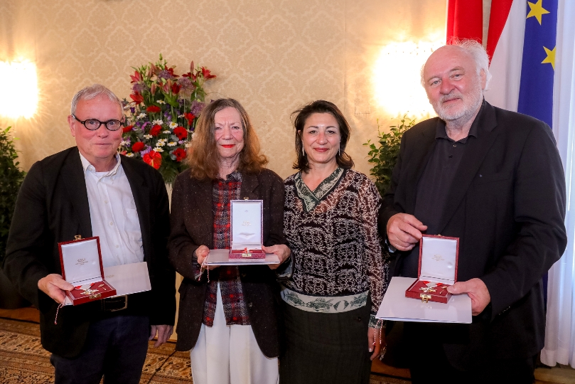 Kulturstadträtin Veronica Kaup-Hasler ehrte Rosa Pock, Dr. Peter Waterhouse und Prof. Alois „Lojze“ Wieser mit dem Goldenen Verdienstzeichen des Landes Wien