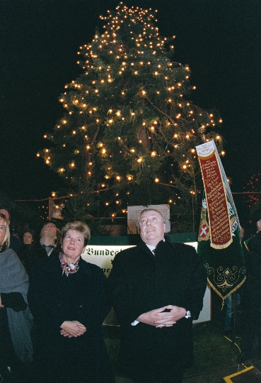 Illuminierung des Weihnachtsbaumes und Eröffnung des Christkindlmarktes durch Bürgermeister Häupl und Landeshauptfrau Klasnic