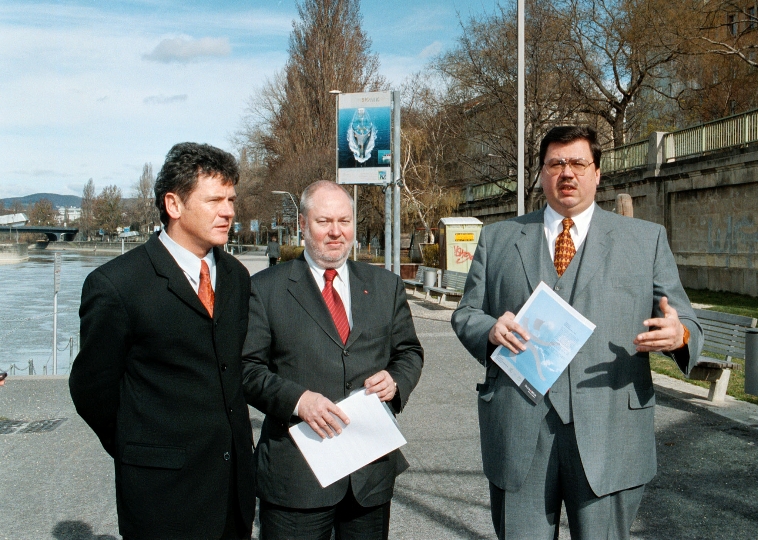 StR. Svihalek, BV Hans Benke (mi.) und Gerhard Hofer (li.) auf der Wiener Umweltmeile
