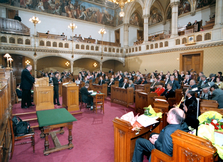 Der Wiener Gemeinderat während der Regierungserklärung von Bgm. Dr. Häupl