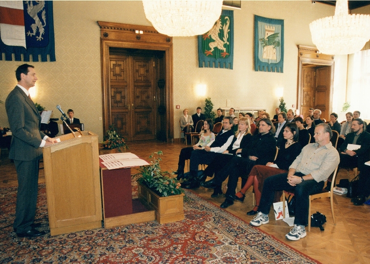 StR. Dr. Andreas Mailath-Pokorny bei der Rede anlässlich der Überreichung der Kinder- und Jugendbuchpreise
