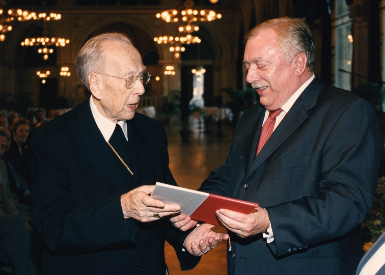 Überreichung des Ehrenpreises des Viktor Frankl-Fonds der Stadt Wien an Kardinal DDr. Franz König durch Bürgermeister Dr. Michael Häupl