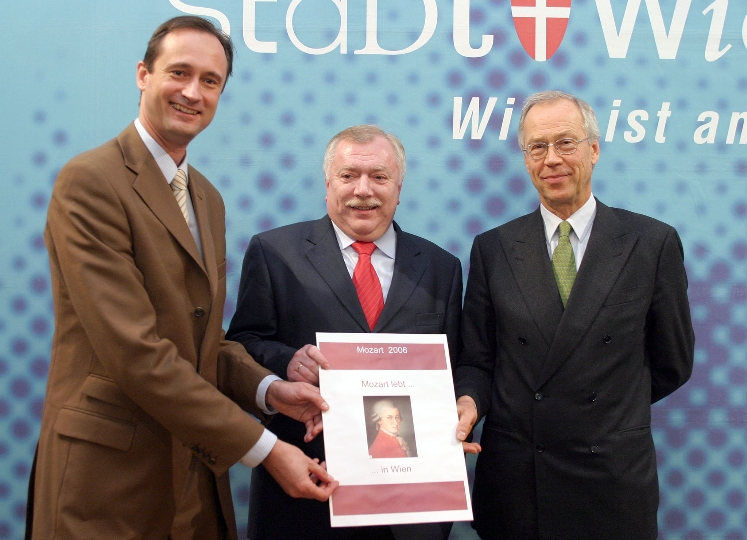 v.li.n.re.: StR. Dr. Andreas Mailath-Pokorny, Bgm. Dr. Michael Häupl und Dr. Peter Marboe