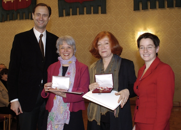 v.li.n.re.: StR. Dr. Andreas Mailath-Pokorny, Claudia Haas, Dorothea Löcker und StR. Mag.a Sonja Wehsely
