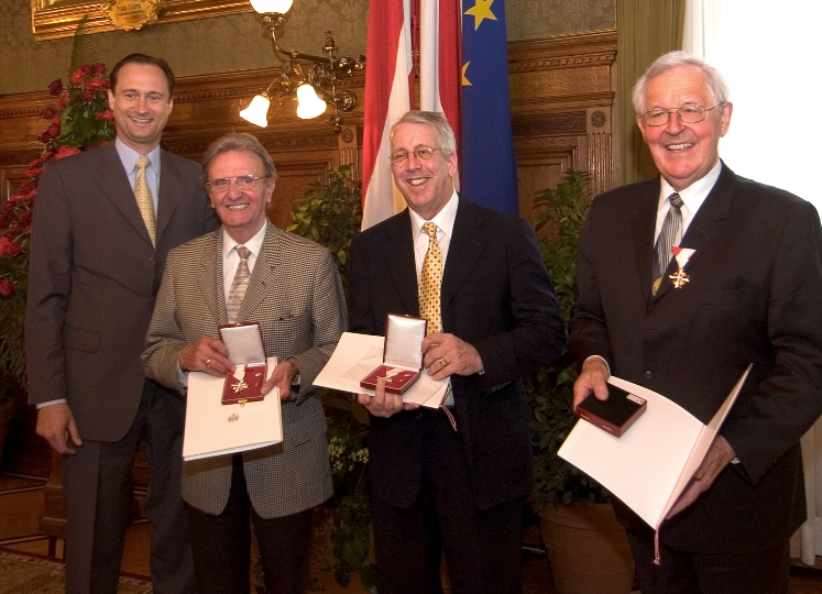 v.li.n.re.: StR. Dr. Andreas Mailath-Pokorny, Robert Becherer, Adrian Manz und Clemens Papak
