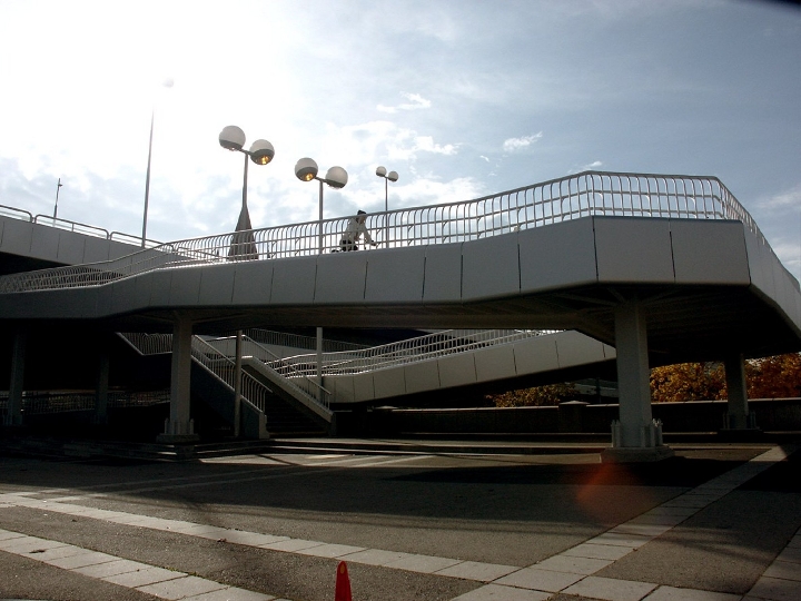 Die neuen Rampen bieten eine barrierefreie Fahrt über die Reichsbrücke