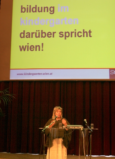 Eröffnung der Enquete "Bildung im Kindergarten - darüber spricht Wien" imRathaus durch Vbgm. Grete Laska