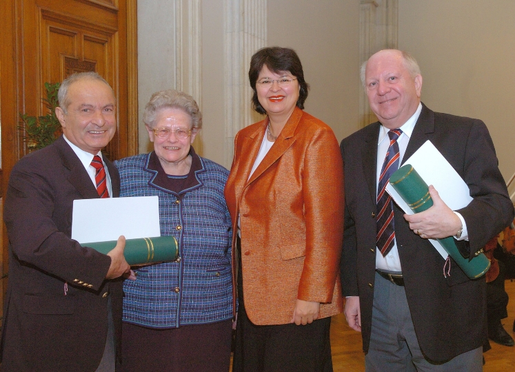 v.li.n.re.: Dr. Parviz Nikbakhsh, Dr. Ingeborg Watzek, StR. Mag.a Renate Brauner und Dr. Friedrich Madera