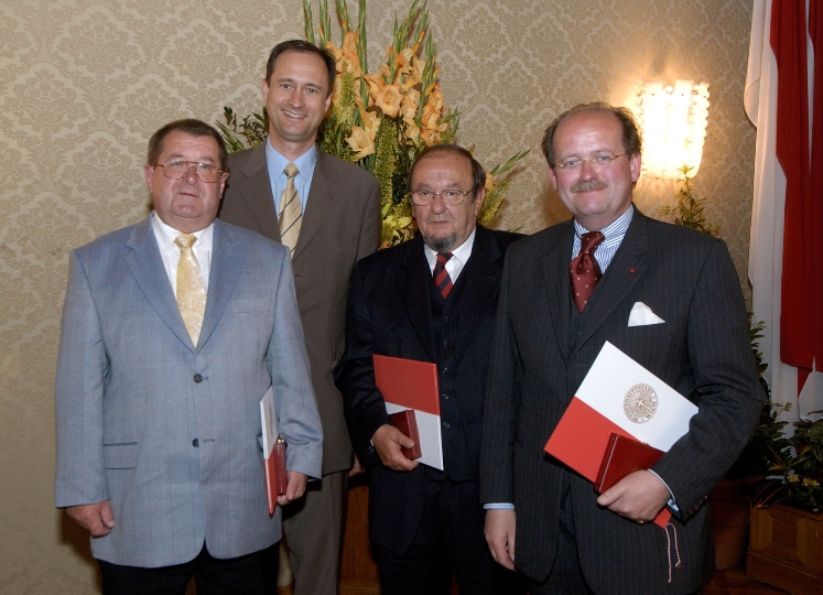 v.li.n.re.: Helmut Just, StR. Dr. Andreas Mailath-Pokorny, Prof. Dr. Heinz Norbert Jankowsky und Prof. Wolfgang Bandion