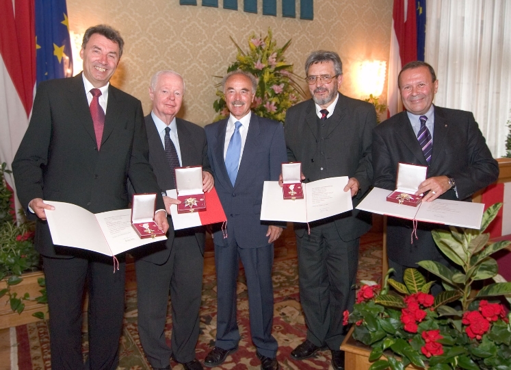 v.li.n.re.: Viktor Wagner, Friedrich Orth, Vbgm. Dr. Sepp Rieder, Ernst Graf und Ferdi Böhm-Besim