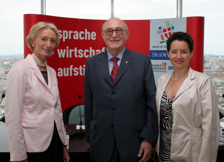 v.li.n.re.: Dr. Elisabeth Bleyleben-Koren, Dr. Günter Geyer und StR. Mag.a Sonja Wehsely
