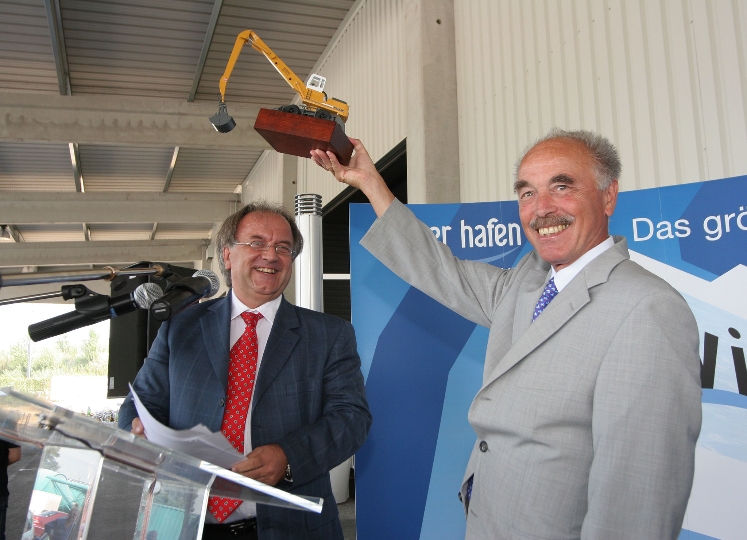 Eröffnung der neuen Rohstoff-Anlage im Wiener Hafen durch Vbgm. Dr. Sepp Rieder