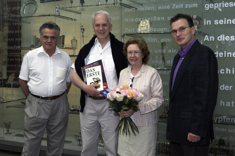 v.li.n.re.: Georg Haber, Aidan und Nora Taaffe und Karl Albrecht-Weinberger