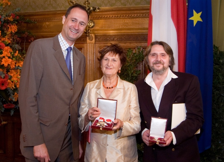 v.li.n.re. StR. Dr. Andreas Mailath-Pokorny, Marie Thérèse Escribano und Hansi Lang