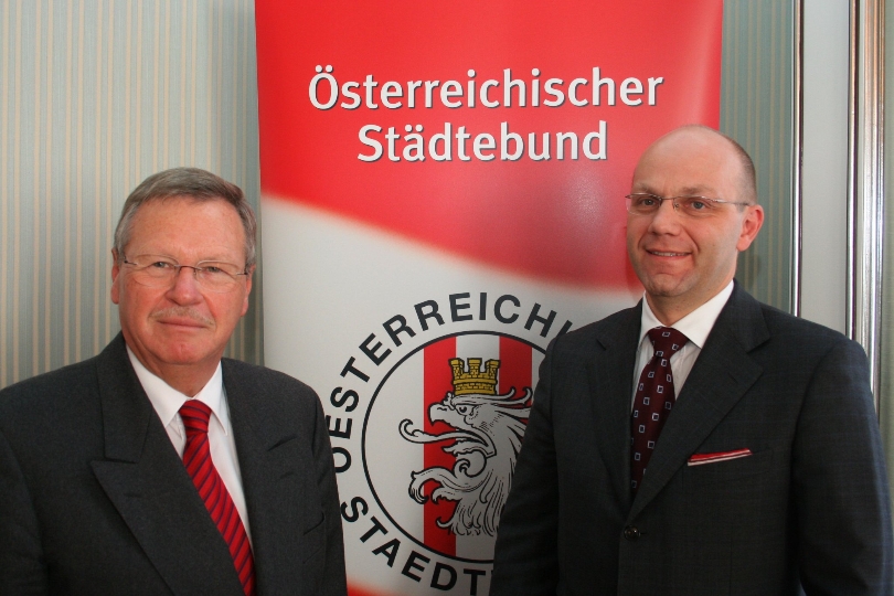Generalsekretär Dkfm. Dr. Erich Pramböck (li.) mit seinem Amtsnachfolger Mag. Dr. Thomas Weninger