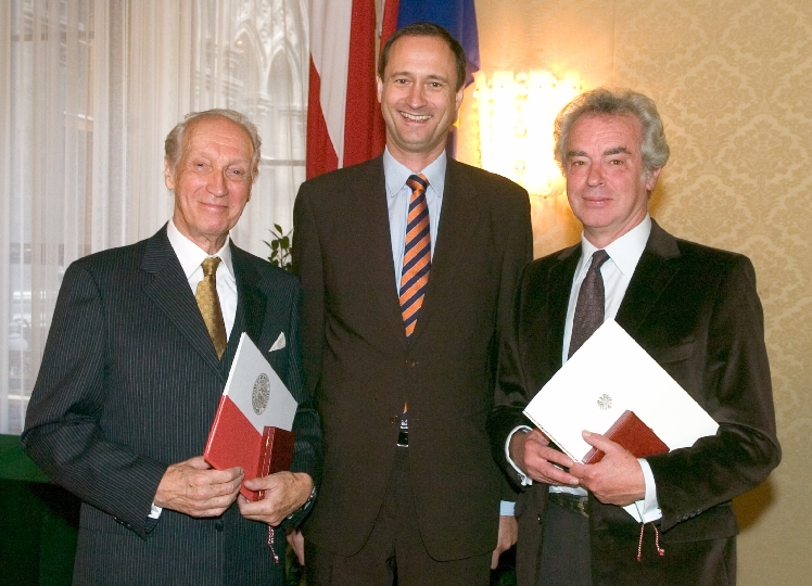 v.li.n.re.: Ernst Stankovski, StR. Dr. Andreas Mailath-Pokorny, Christian Futterknecht