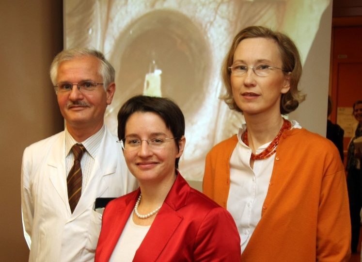 StR. Mag.a. Sonja Wehsely mit Univ. Prof. Dr. Rupert Menapace und Univ. Prof. Dr. Ursula Schmidt-Erfurth