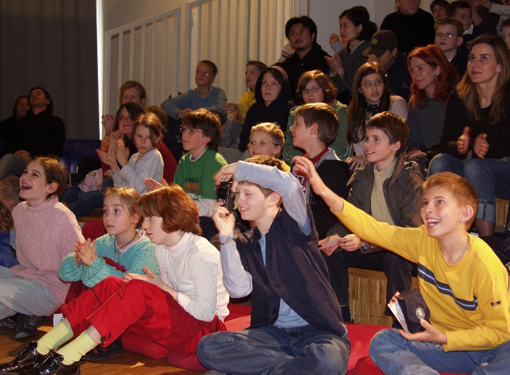 Begeisterte Zuhörer bei den Wiener Kindervorlesungen: Demnächst im Kindermuseum ZOOM und im Rathaus