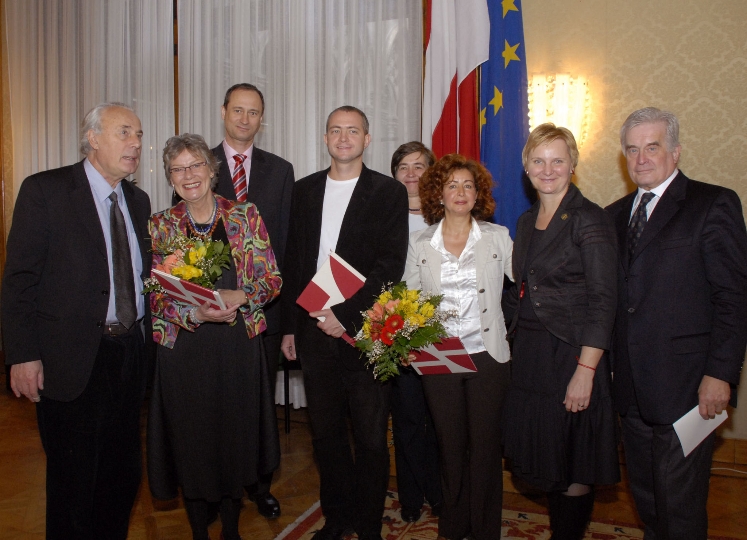 StR. Mailath-Pokorny mit den Gewinnern der Dr. Karl-Renner-Preise