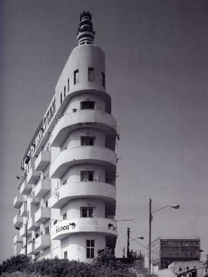 Pashtuzky Haus, 12 Shlomo Hamelekh Street/Zamenhof Street (1935); Architekten: Pinchas Hütt & Y. Klugermann