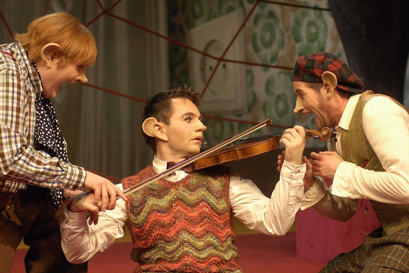 Theater der Jugend zeigt bis Ende Jänner das sehenswerte Musical mit Pfiff "Anton"