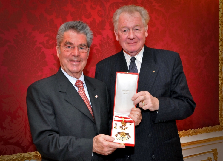 Langjähriger Erster Präsident des Wiener Landtags Hatzl erhielt von Bundespräsident Fischer sehr hohe Auszeichnung der Republik Österreich