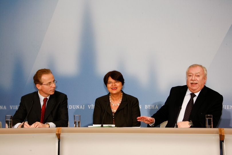 v.li.n.re.: Mag. Georg Kapsch, Präsident IV Wien; Vbgmin Mag.a Renate Brauner und Bgm Dr. Michael Häupl