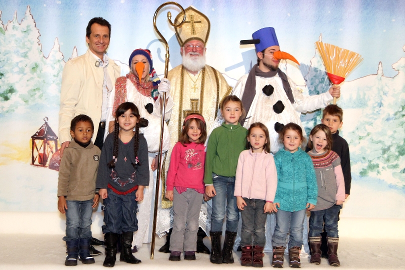 1.000 Kinder beim Nikolofest im Wiener Rathaus 