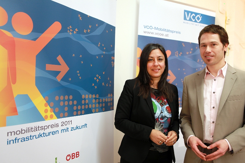 Vbgmin Maria Vassilakou und VCÖ-Sprecher Christian Gratzer geben Startschuss für den VCÖ-Mobilitätspreis 2011