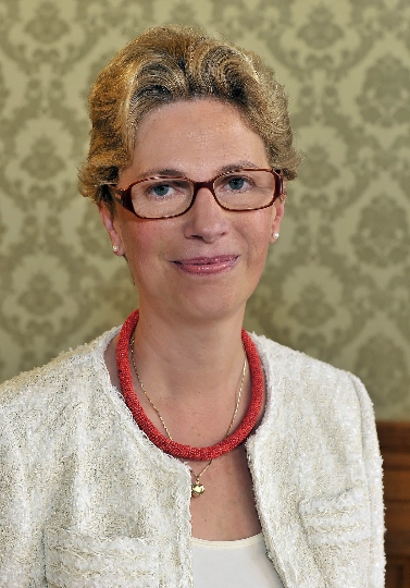 Dr.in Martina Schmied