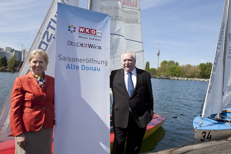 Bgm. Michael Häupl und WK Präsidentin Brigitte Jank bei der Saisoneröffnung an der Alten Donau