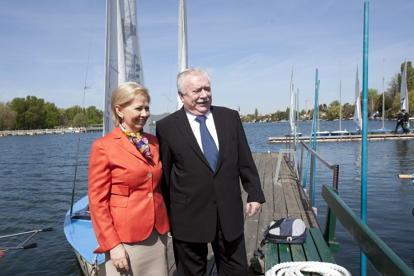 Bgm. Michael Häupl und WK Präsidentin Brigitte Jank bei der Saisoneröffnung an der Alten Donau