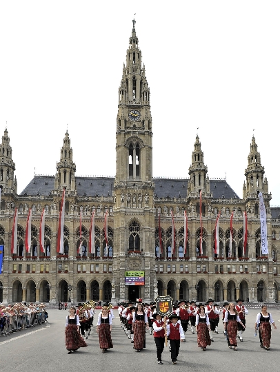Abschlusskonzert des Blasmusikfestes vor dem Wiener Rathaus