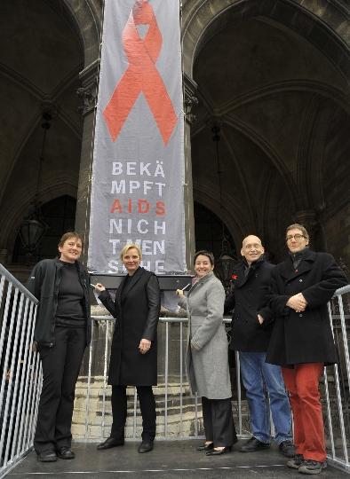 Angela Schwarz, Stadträtin Sandra Frauenberger, Stadträtin Sonja Wehsely, Obmann der Aids-Hilfe Wien Dennis R. Beck und Jo Schedlbauer