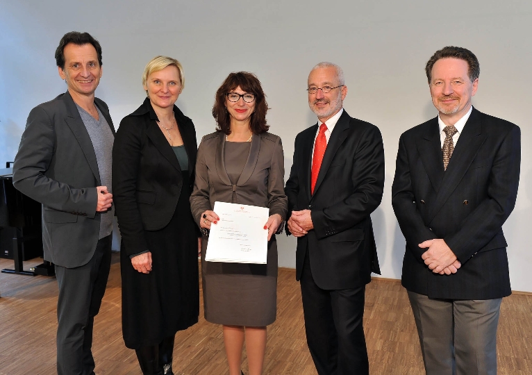 v.li.n.re. Christian Oxonitsch, Sandra Frauenberger, Mag.a Brigitte Bauer-Sebek, Dr. Erich Hechtner und Norbert Pelzer