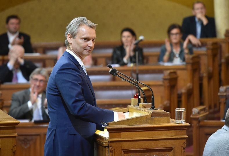 Stadtrechnungshofdirektor Pollak hielt seine erste Rede im Wiener Gemeinderat